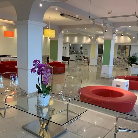 德拉格斯苏尔公寓酒店 圣地亚哥港