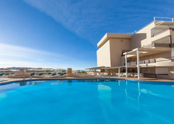 Dragos Del Sur Apartahotel