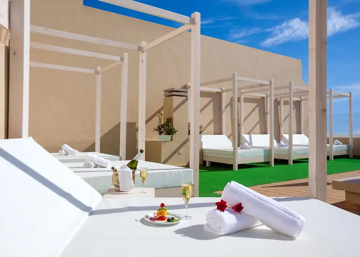 Dragos Del Sur Apartahotel